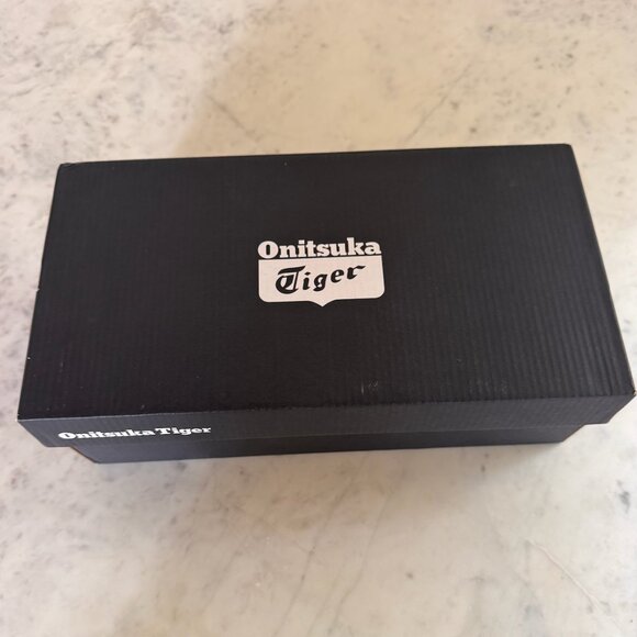 Onitsuka Tiger Tokuten (Cream Caramel)a - Picture 2 of 6